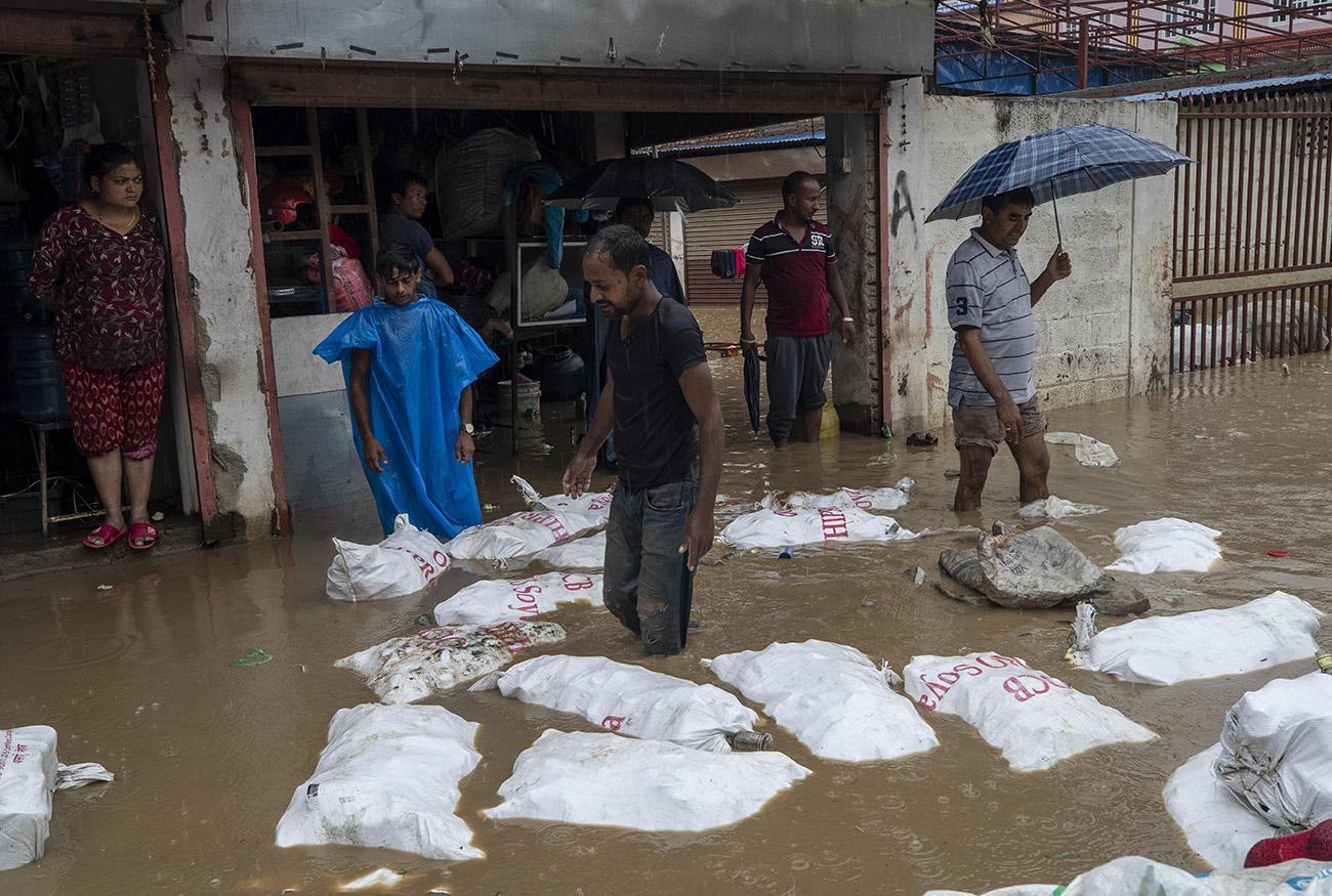 Nepaldeki sel ve toprak kaymalarında 113 kişi hayatını kaybetti