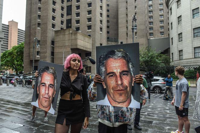 ABDli milyarder Epsteinın ölümünde cinayet şüphesi