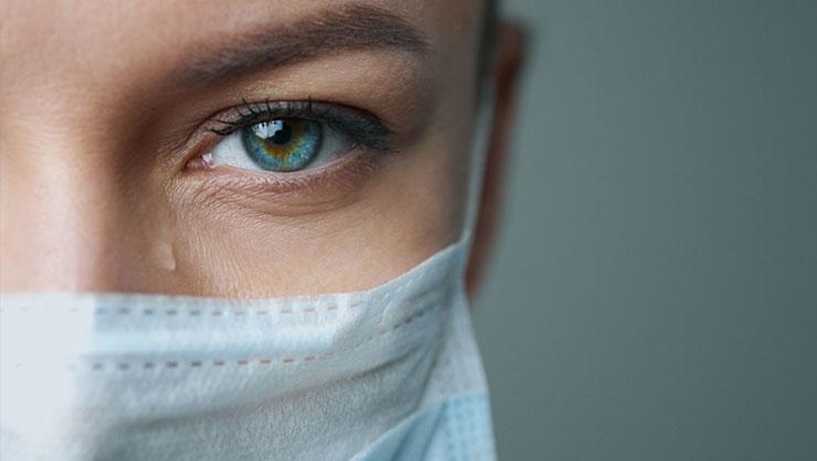 Pandemide göz migreni şikayetleri arttı