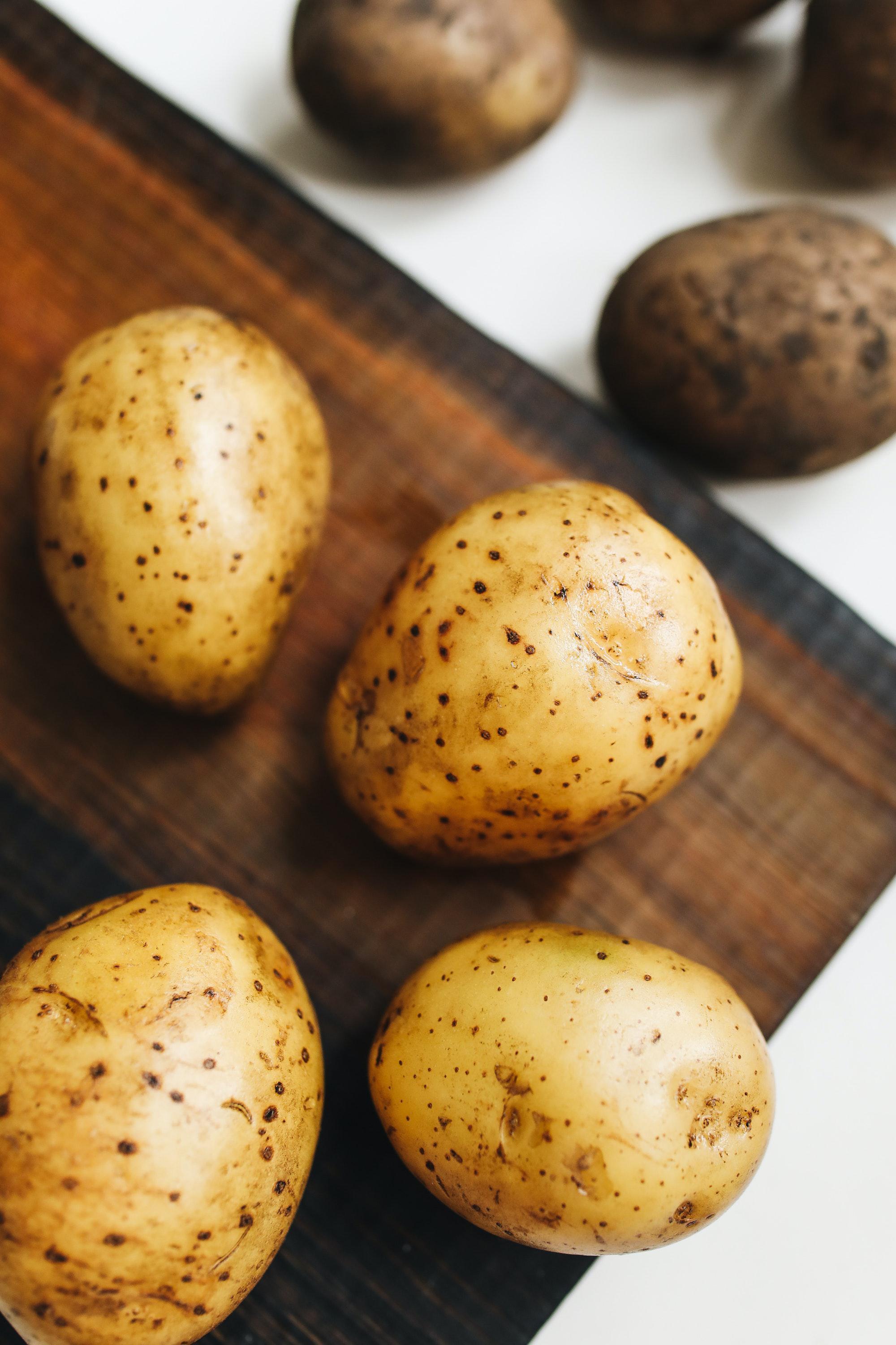 Patates nasıl saklanır Patatesin tomurcuklanmaması için ne yapılmalı
