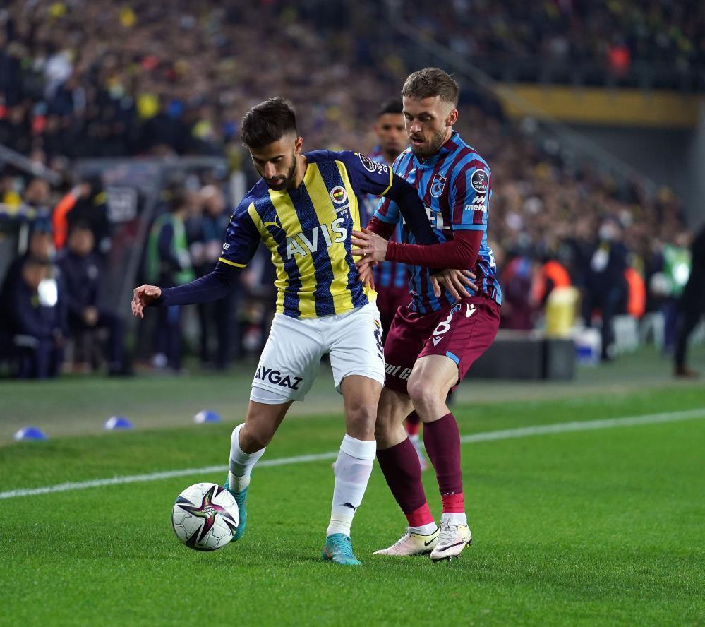 Fenerbahçe sahasında Trabzonspor ile 1-1 berabere kaldı