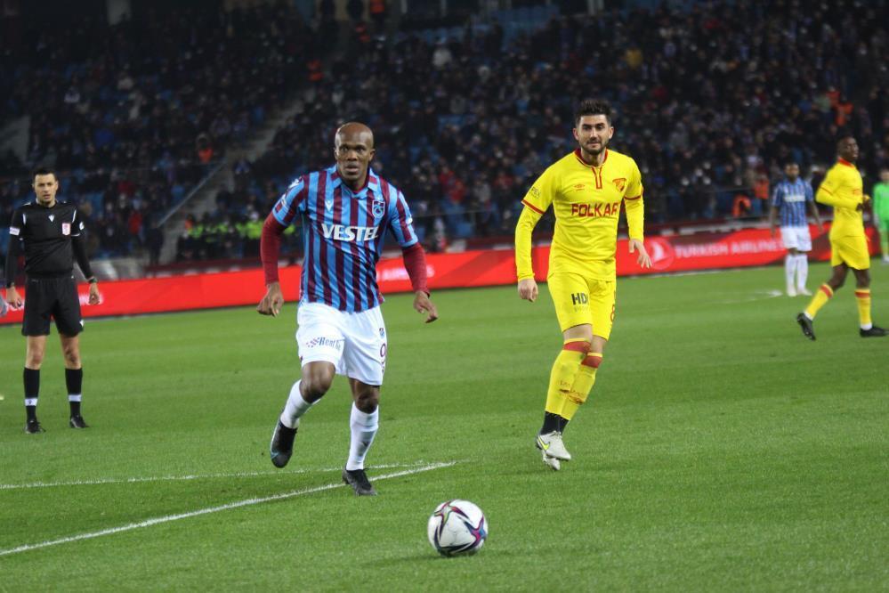 Trabzonspor, evinde Göztepeyi 4-2 mağlup etti