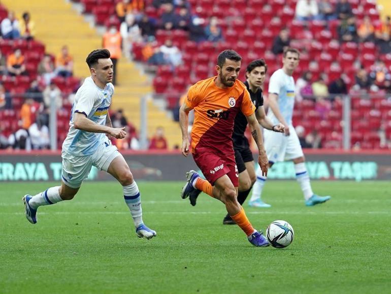 Galatasaray özel maçta Dinamo Kieve yenildi
