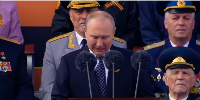 Kızıl Meydanda Zafer Günü coşkusu Putin dünyaya seslendi