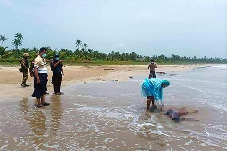 Mülteci faciası: Cansız bedenleri sahile vurdu