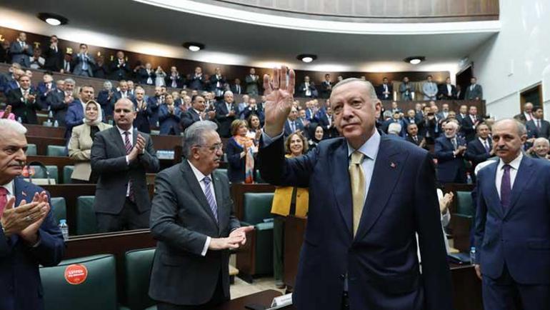 Cumhurbaşkanı Erdoğan grup toplantısında Kılıçdaroğluna 10 soru sordu, salon ayakta alkışladı