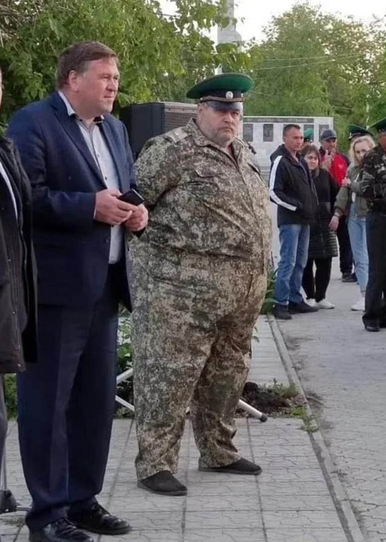 Putin 130 kiloluk emekli generali Ukraynaya yolluyor