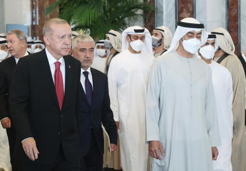 Cumhurbaşkanı Erdoğan BAEde taziyede Yeni başkan ile görüştü