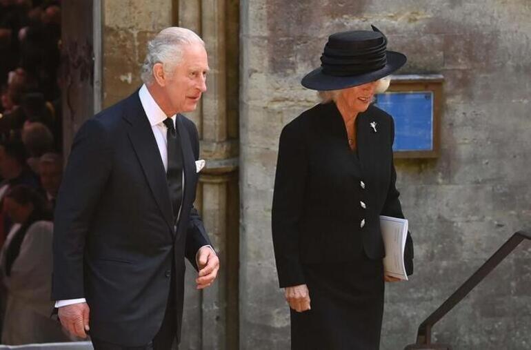 Meghan ve Harry, Kral Charles'ın taç giyme töreninde istenmiyor - Resim : 2